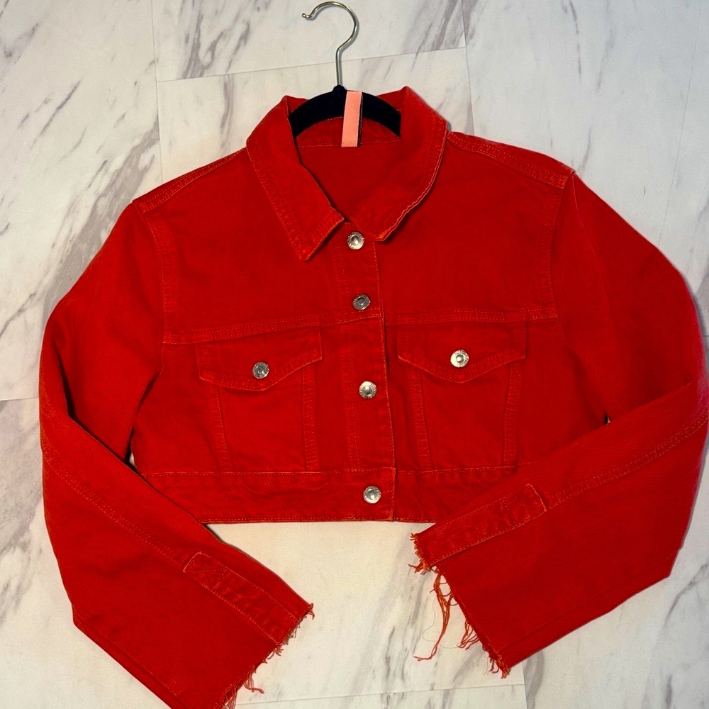 Zara Women's Red-Orange Cropped Denim Jacket Size Small